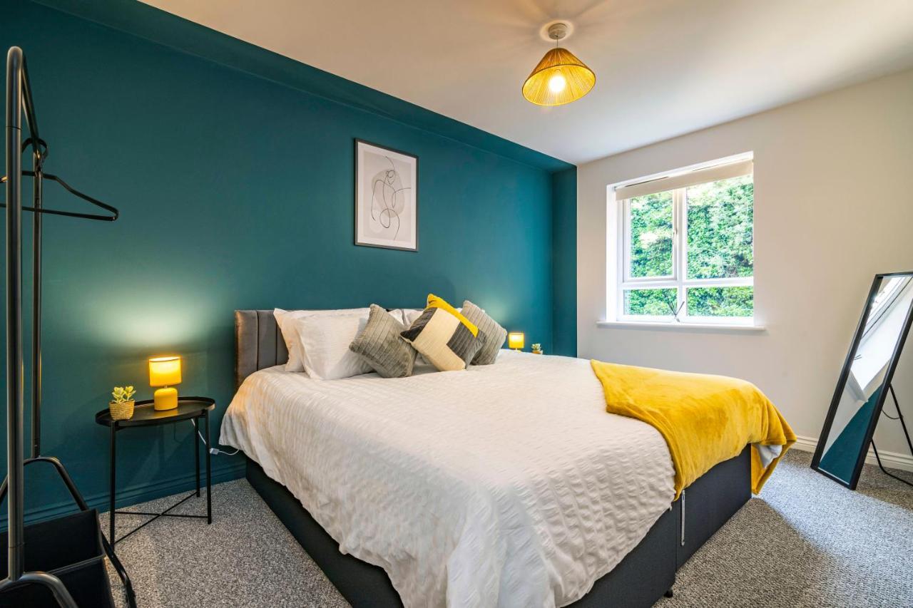 Fantastic Apartment, Short Distance From Centre, Free Parking *